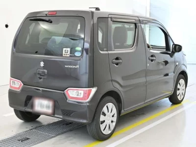 Suzuki WAGON R  с аукциона в Японии