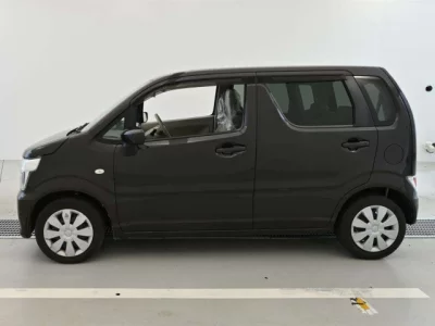 Suzuki WAGON R  с аукциона в Японии