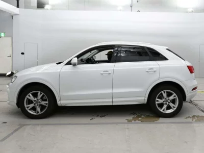 Audi Q3  с аукциона в Японии