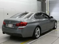 BMW 5-Series лот № 38136 оценка 3.5  с аукциона в Японии 1