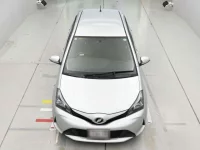 Toyota VITZ лот № 30591 оценка 4  с аукциона в Японии 6