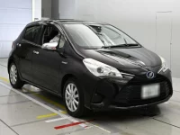 Toyota VITZ лот № 30618 оценка 4  с аукциона в Японии 4