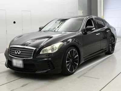 Nissan FUGA  с аукциона в Японии