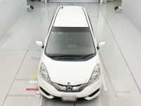 Honda FIT SHUTTLE лот № 30600 оценка 3.5  с аукциона в Японии 6