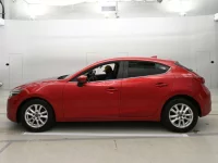 Mazda AXELA лот № 30603 оценка 4  с аукциона в Японии 3