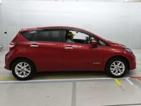 Nissan NOTE лот № 30606 оценка 3.5  с аукциона в Японии 2