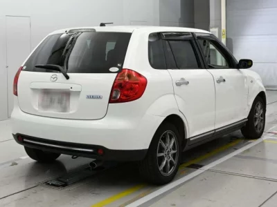 Mazda VERISA