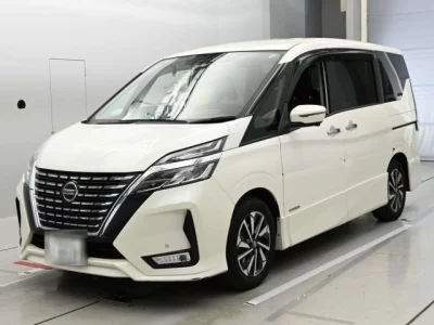 Nissan SERENA  с аукциона в Японии