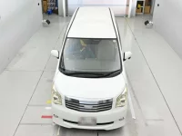 Toyota NOAH лот № 30656 оценка 3.5  с аукциона в Японии 6