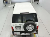 Toyota LAND CRUISER лот № 33589 оценка 3.5  с аукциона в Японии 7