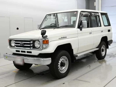 Toyota LAND CRUISER  с аукциона в Японии
