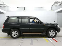 Toyota LAND CRUISER лот № 33593 оценка 3  с аукциона в Японии 2
