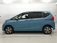 Honda FREED лот № 30650 оценка 4  с аукциона в Японии 3