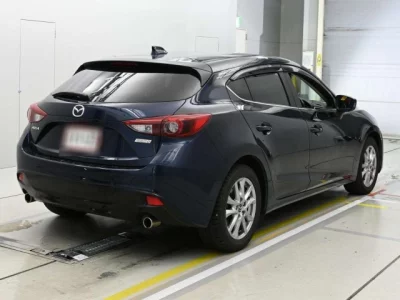 Mazda AXELA  с аукциона в Японии