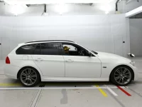 BMW 3-Series лот № 38155 оценка 4  с аукциона в Японии 2