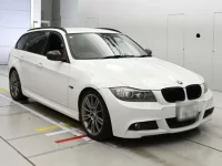 BMW 3-Series лот № 38155 оценка 4  с аукциона в Японии 4