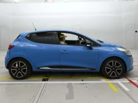 Renault LUTECIA лот № 38160 оценка 4  с аукциона в Японии 2