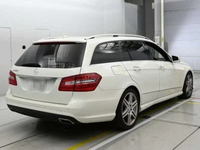 Mercedes-Benz E CLASS WAGON