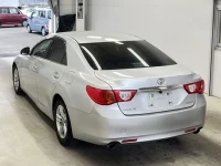 Toyota MARK X лот № 3041 оценка 3.5  с аукциона в Японии 4