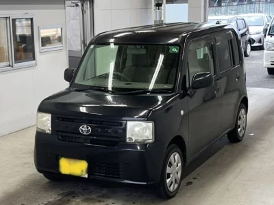 Toyota PIXIS SPACE  с аукциона в Японии