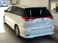 Toyota ESTIMA лот № 3049 оценка 3.5  с аукциона в Японии 4