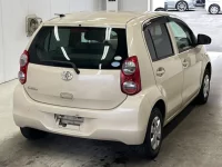Toyota PASSO лот № 3044 оценка R  с аукциона в Японии 1