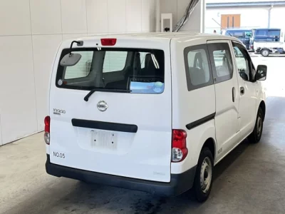 Nissan NV200