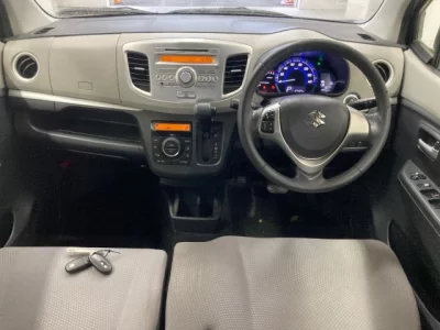 Suzuki WAGON R  с аукциона в Японии