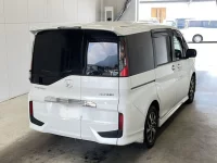 Honda STEP WAGON лот № 3056 оценка 4.5  с аукциона в Японии 1