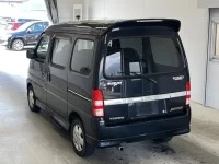 Suzuki EVERY WAGON лот № 2045 оценка R  с аукциона в Японии 4