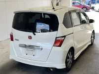 Honda FREED лот № 3033 оценка 3.5  с аукциона в Японии 1