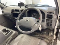 Mazda BONGO VAN лот № 1086 оценка 3.5  с аукциона в Японии 2