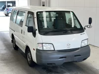 Mazda BONGO VAN лот № 1086 оценка 3.5  с аукциона в Японии 3