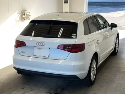 Audi A3  с аукциона в Японии