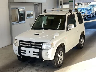 Mitsubishi PAJERO MINI