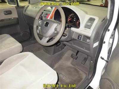 Honda MOBILIO  с аукциона в Японии