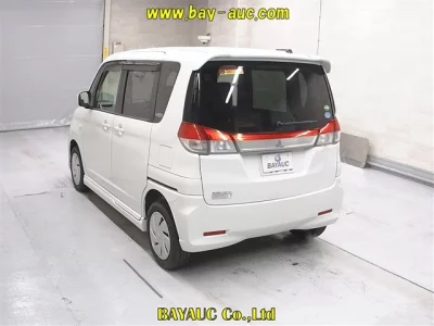 Mitsubishi DELICA D2