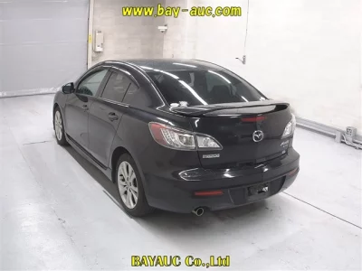 Mazda AXELA  с аукциона в Японии