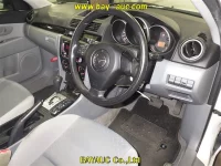 Mazda AXELA лот № 27 оценка 3.5  с аукциона в Японии 2