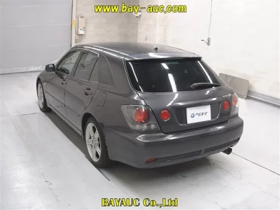 Toyota ALTEZZA WAGON