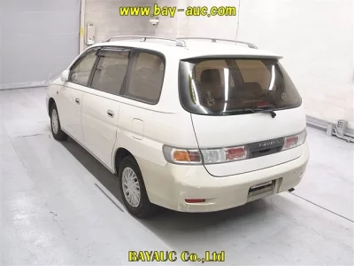 Toyota GAIA  с аукциона в Японии