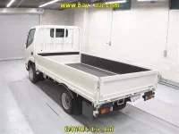 Toyota DYNA лот № 30005 оценка 6  с аукциона в Японии 1