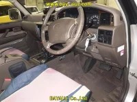 Toyota LAND CRUISER лот № 50093 оценка 3.5  с аукциона в Японии 2