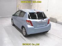 Toyota VITZ лот № 31 оценка 3.5  с аукциона в Японии 1