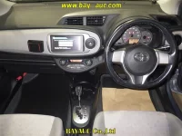 Toyota VITZ лот № 31 оценка 3.5  с аукциона в Японии 5