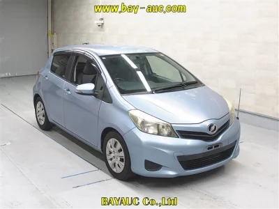 Toyota VITZ  с аукциона в Японии