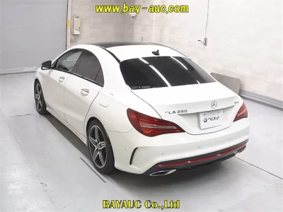 Mercedes-Benz CLA CLASS