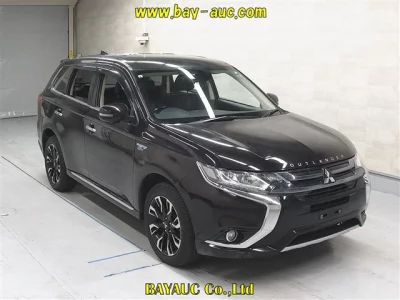 Mitsubishi OUTLANDER PHEV