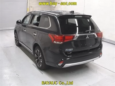 Mitsubishi OUTLANDER PHEV