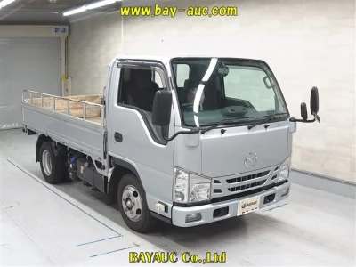 Mazda TITAN  с аукциона в Японии